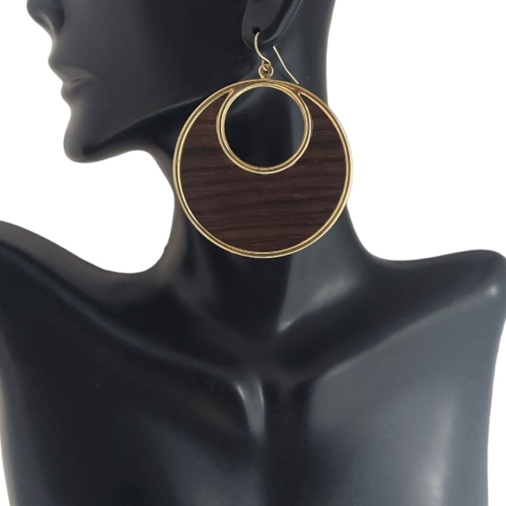 E932 Faux Woodgrain Goldtone Hoop Drop Statement Earrings - Picture 1 of 6